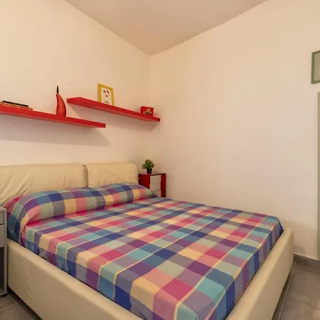 Domus Vacanze Al Mare *