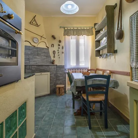 Domus Vacanze Al Mare דירה Sedini